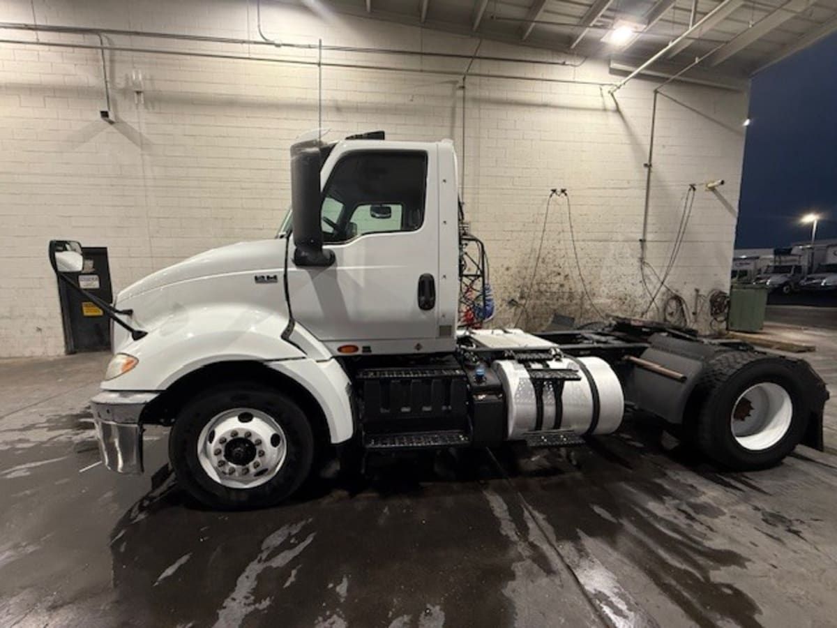 2019 International RH613