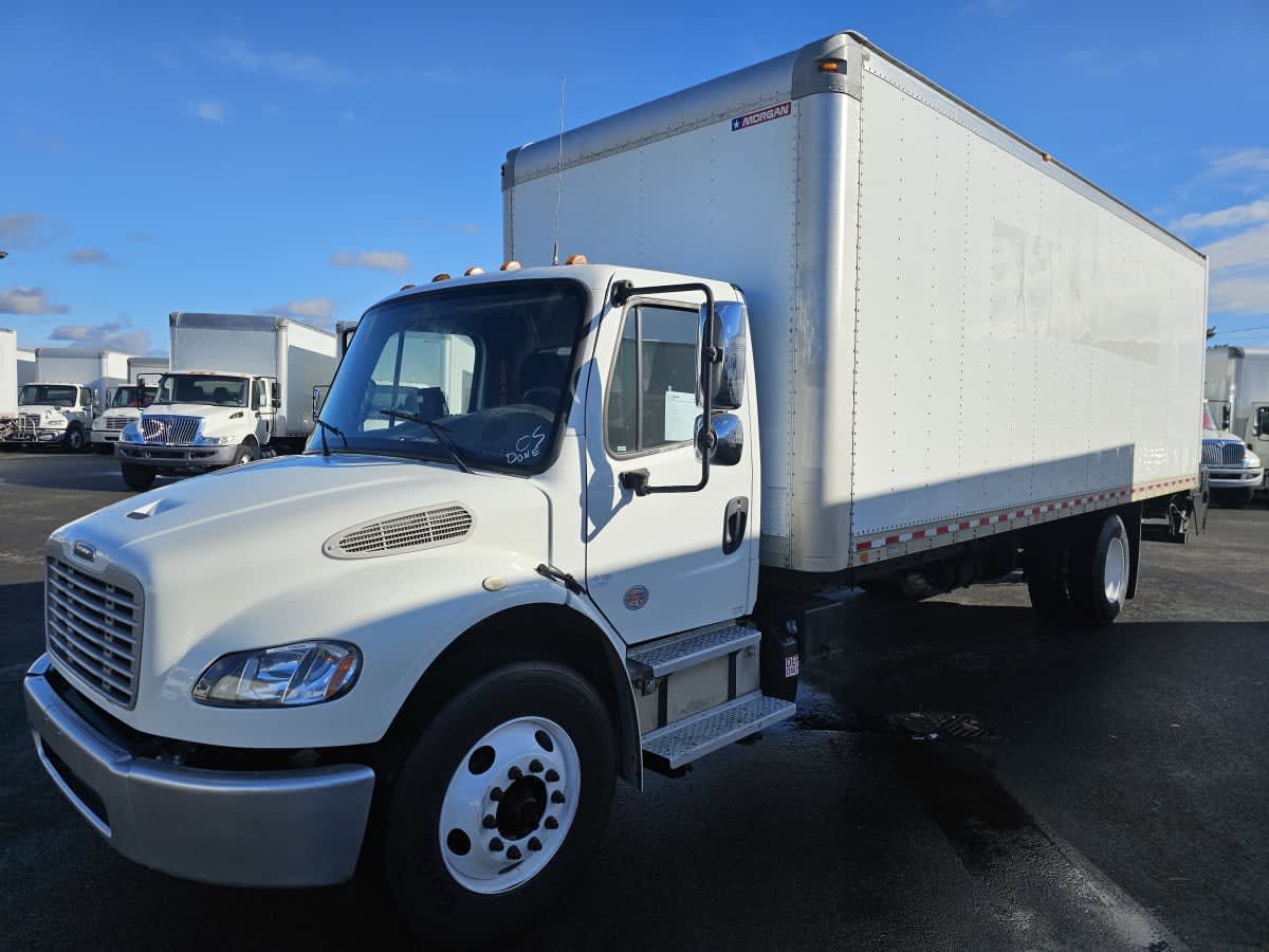 2017 Freightliner M2 106