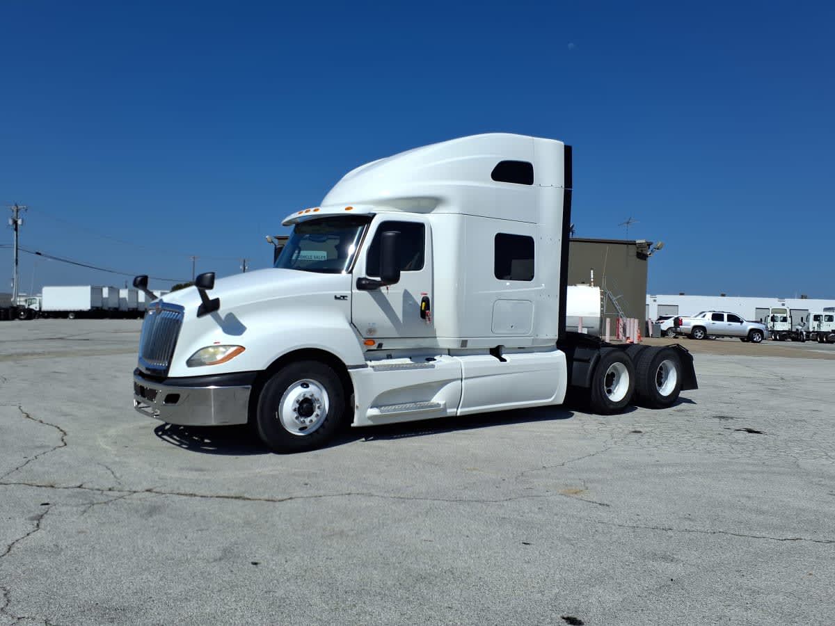 2018 International LT625