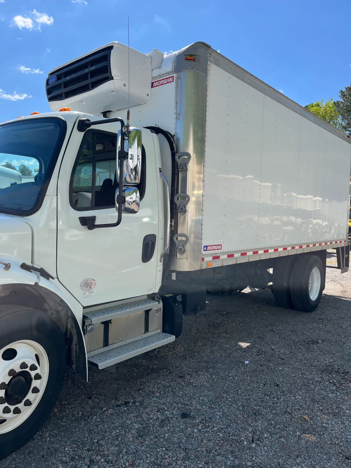 2018 Freightliner M2 106