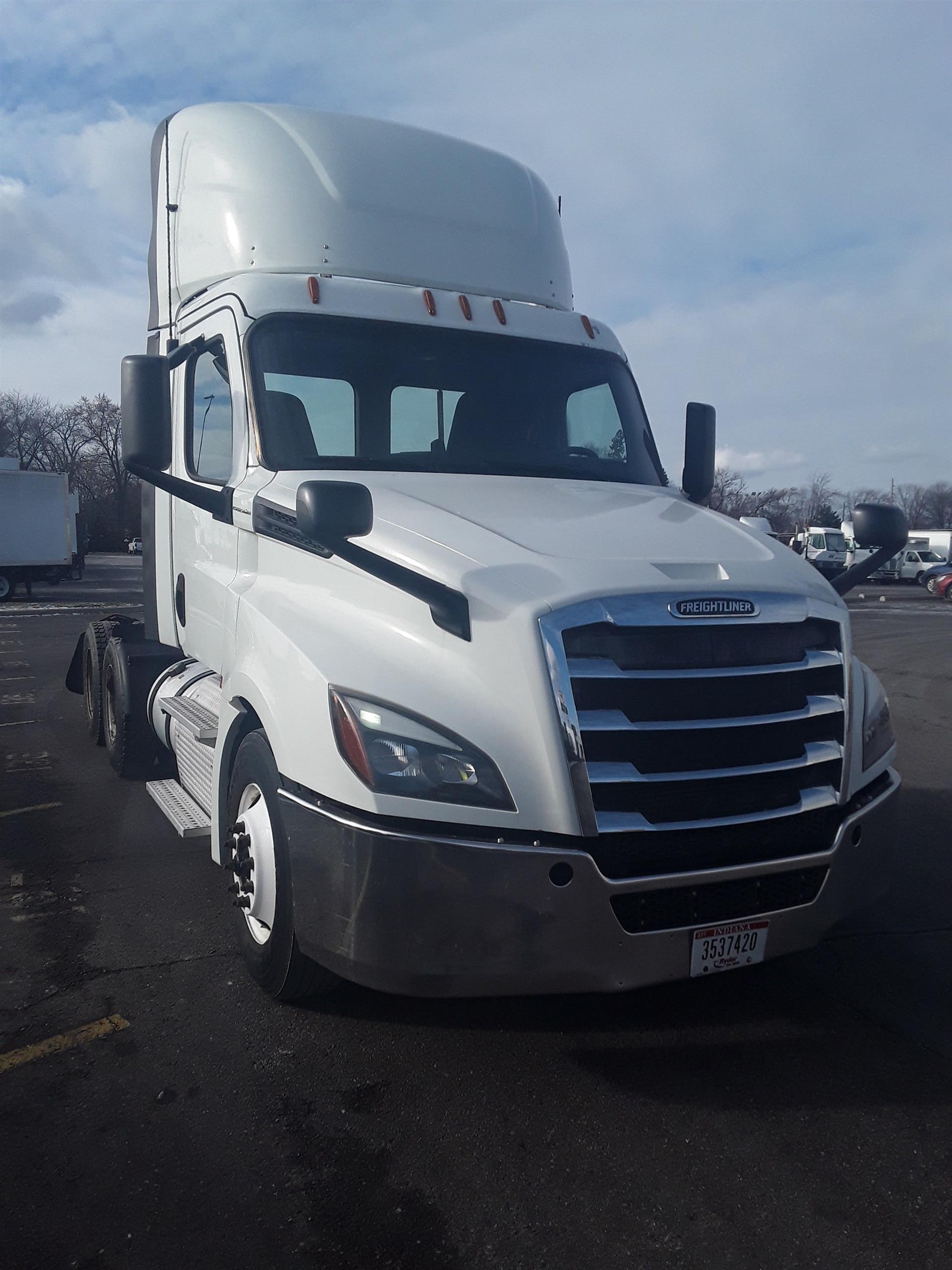 2019 Freightliner NEW CASCADIA PX12664