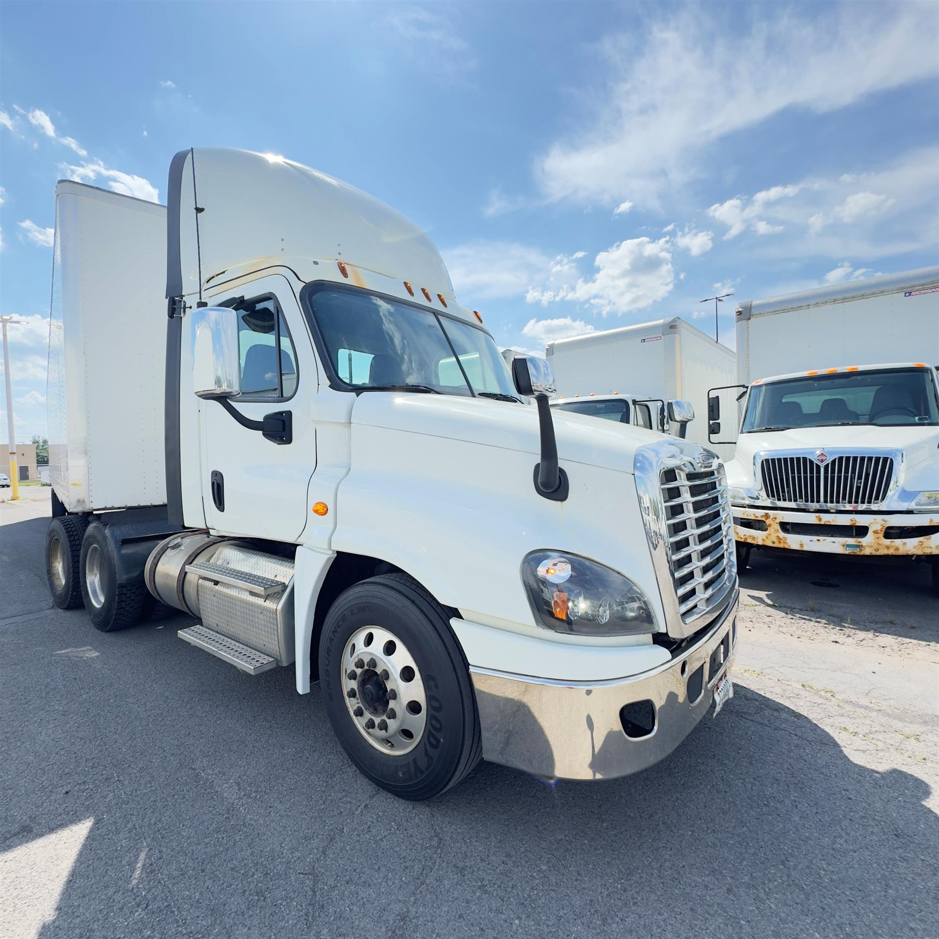 2018 Freightliner CASCADIA 125