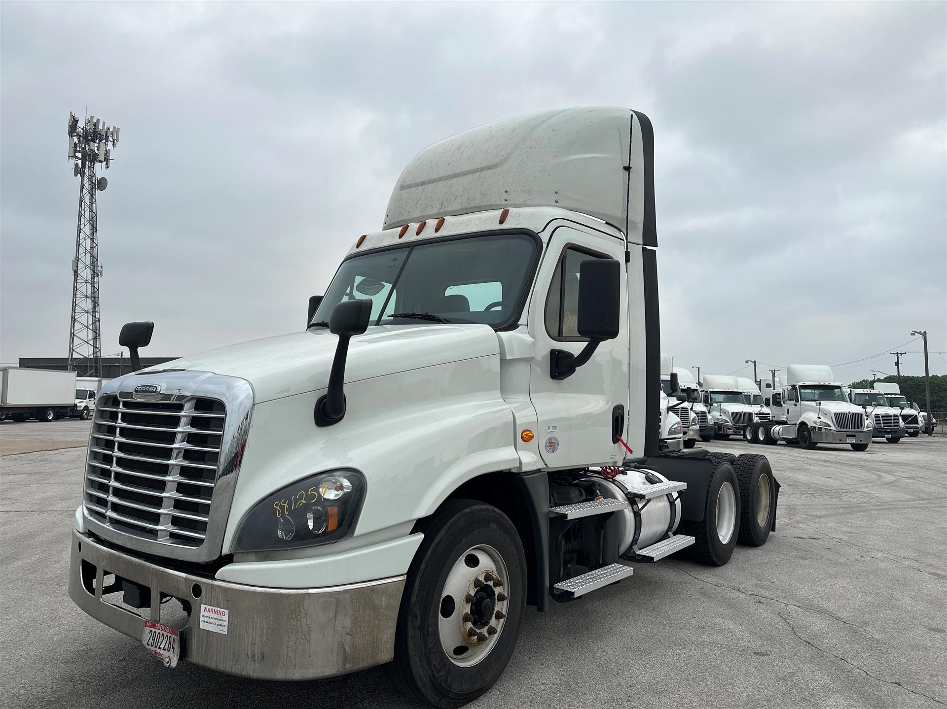 2020 Freightliner CASCADIA 125