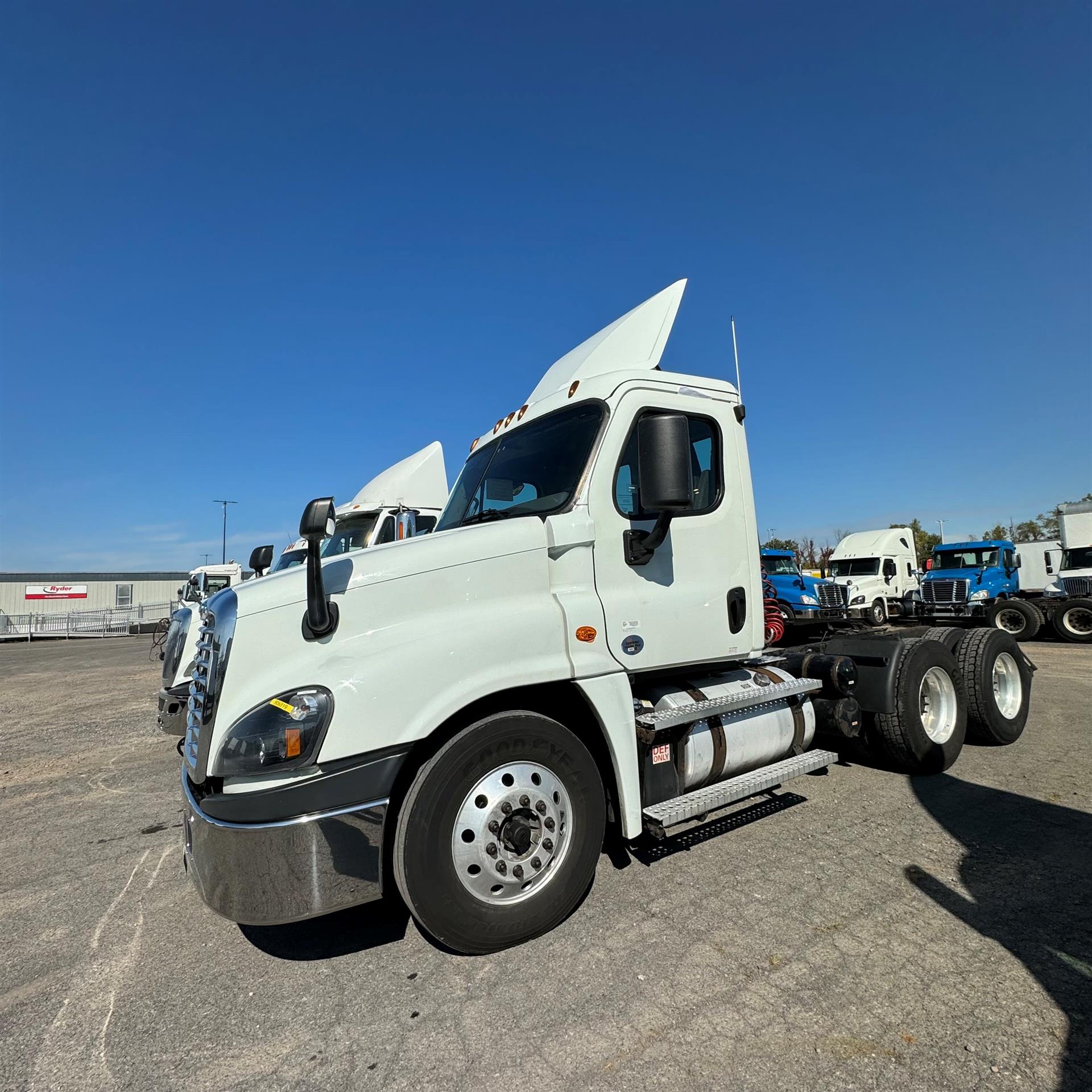 2019 Freightliner CASCADIA 125