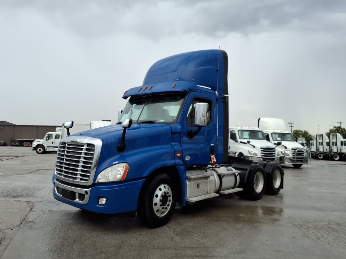 2019 Freightliner CASCADIA 125