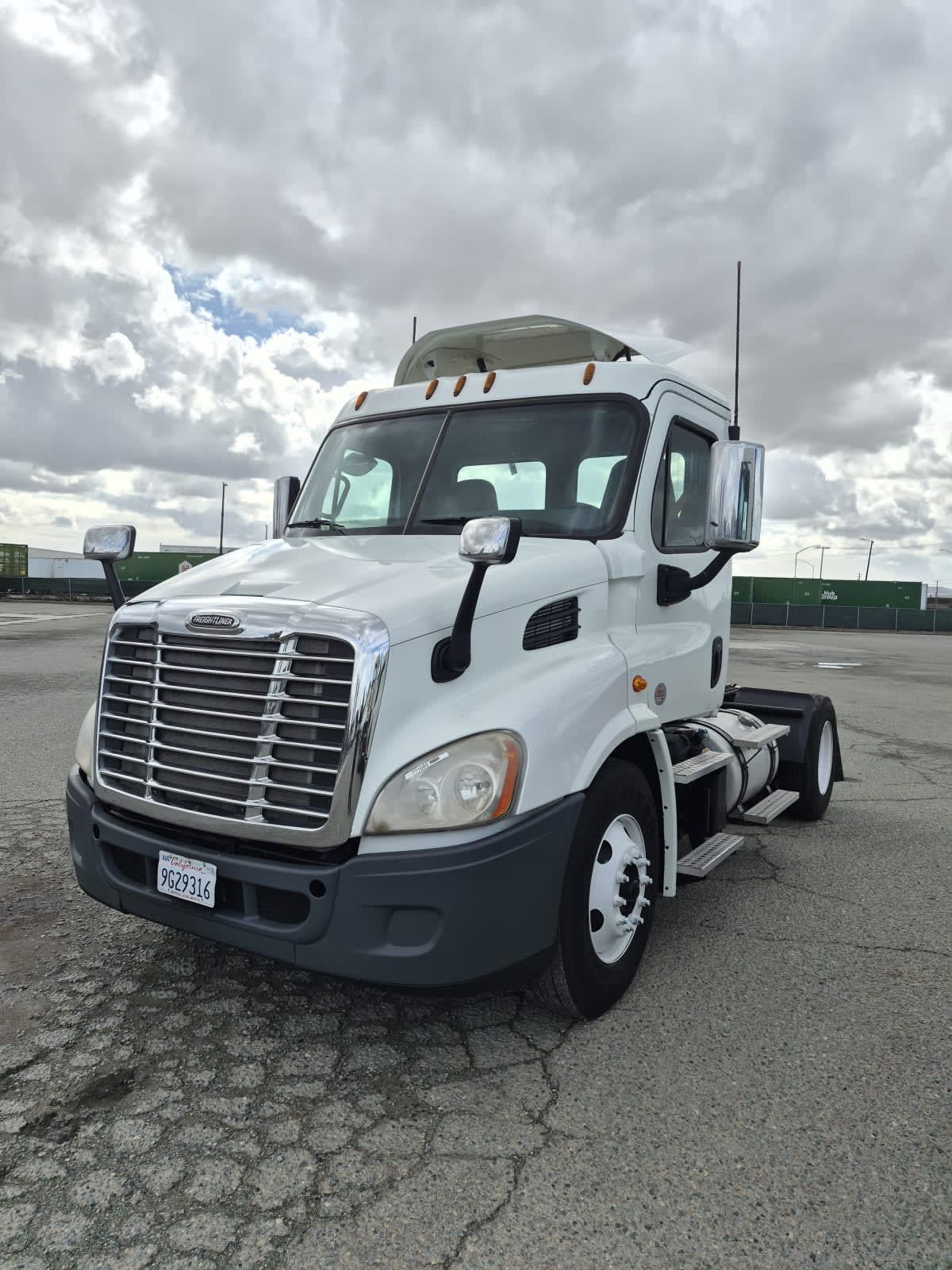 2018 Freightliner CASCADIA 113