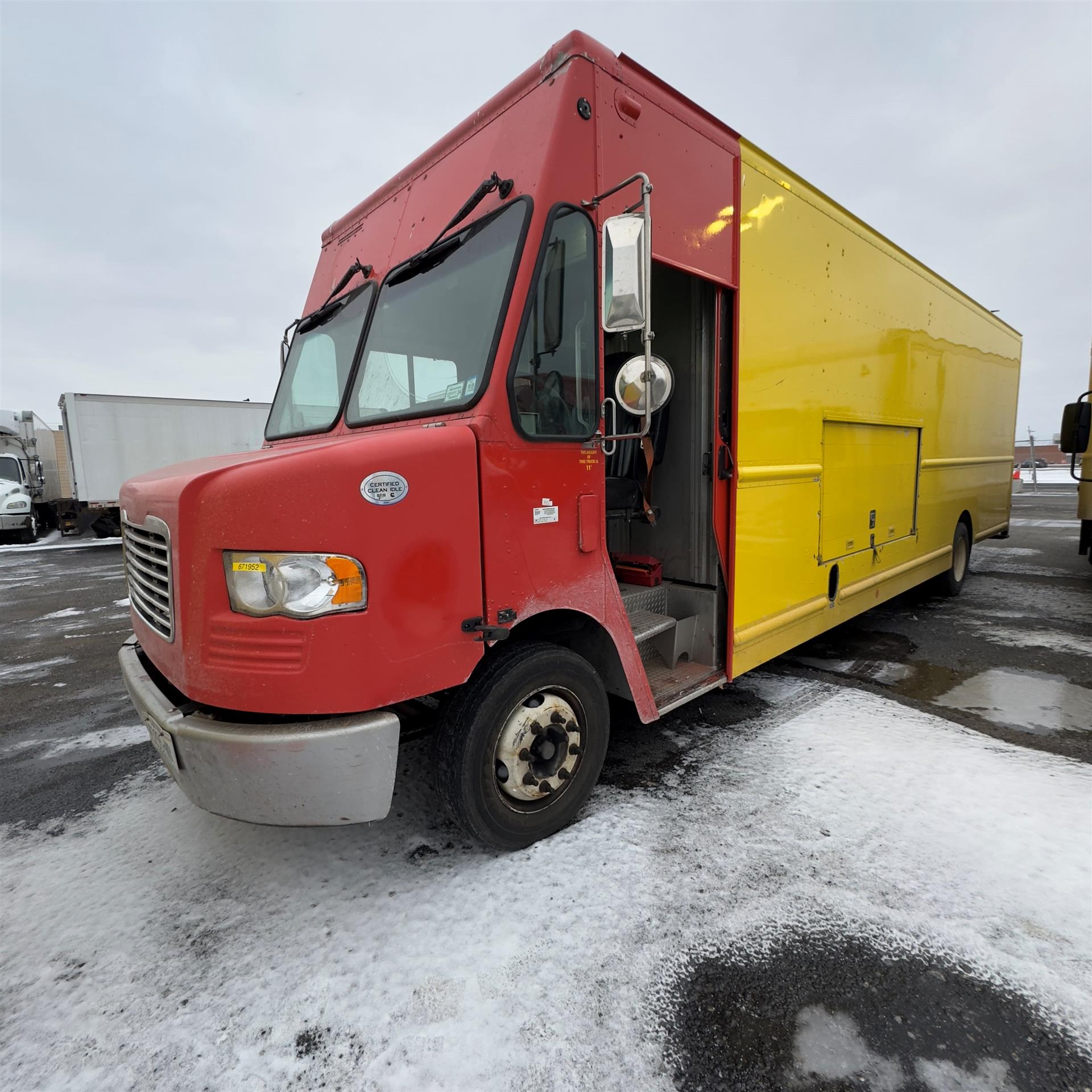 2017 Freightliner MT55