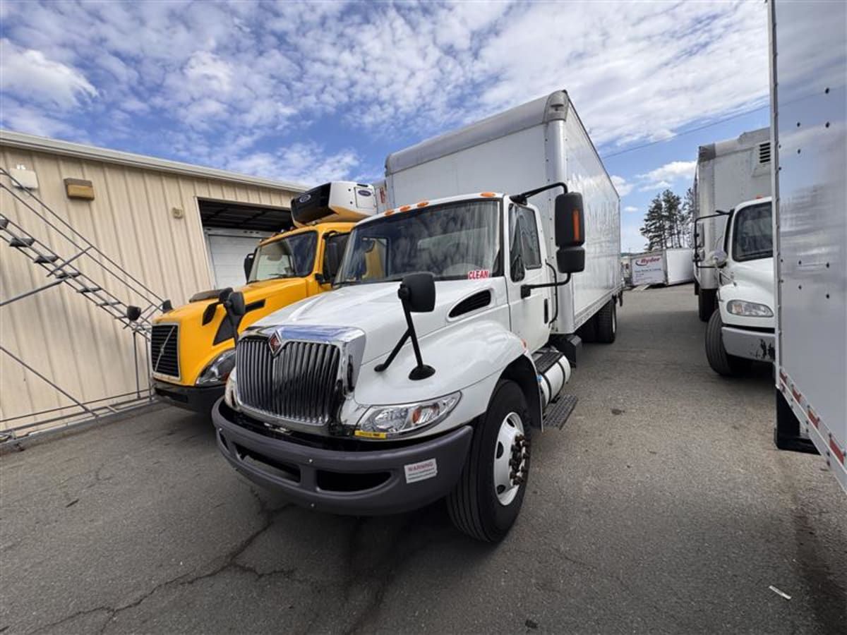 2019 International 4300 SBA