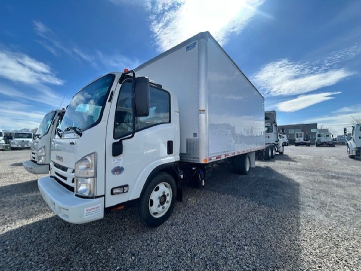 2019 Isuzu NRR