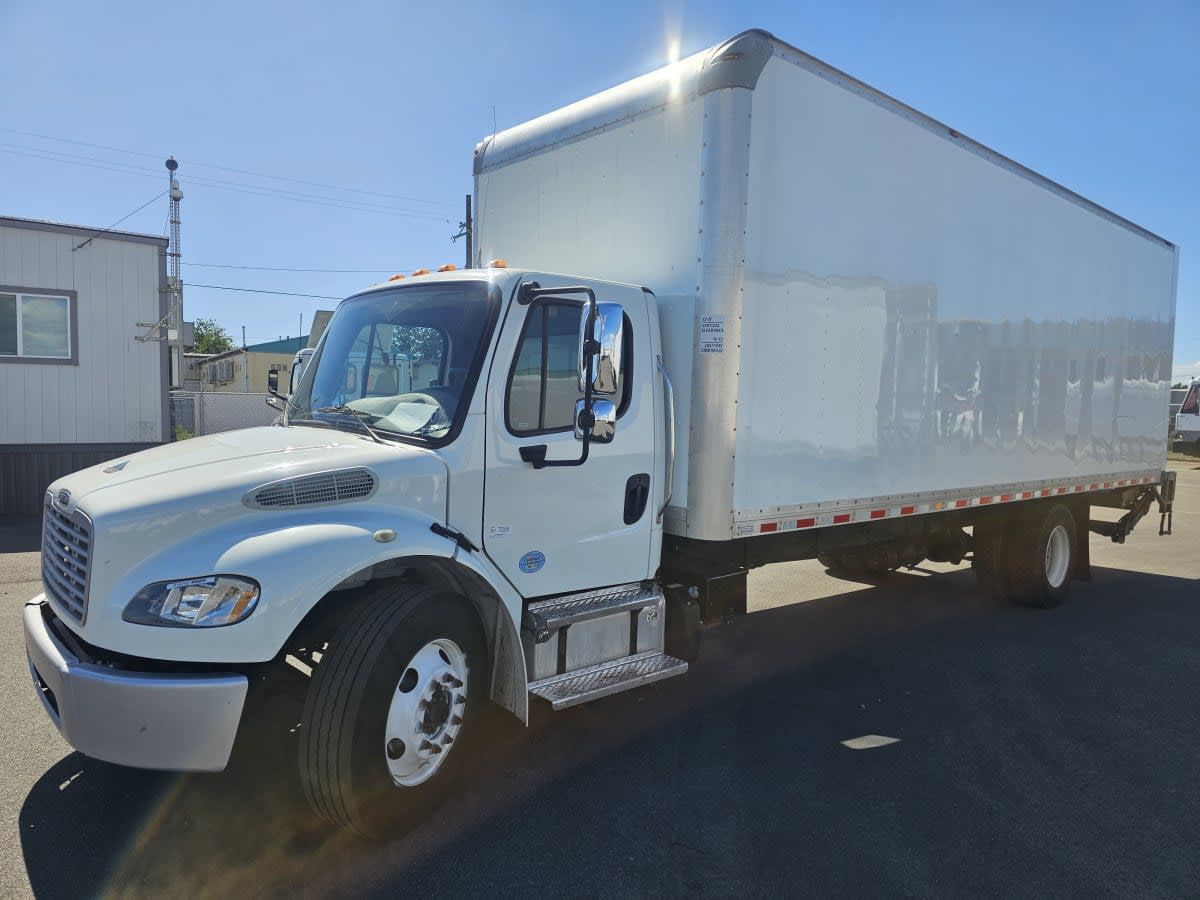 2019 Freightliner M2 106