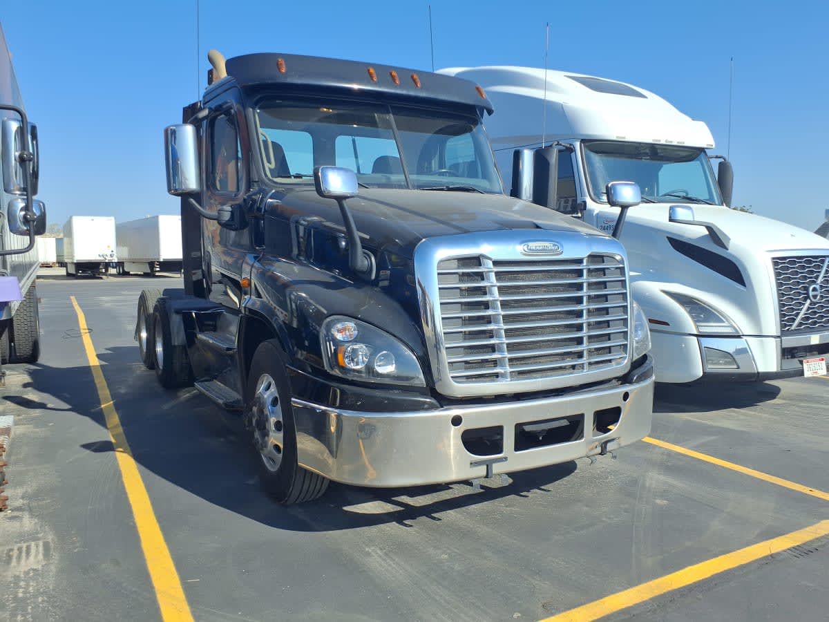 2018 Freightliner CASCADIA 125