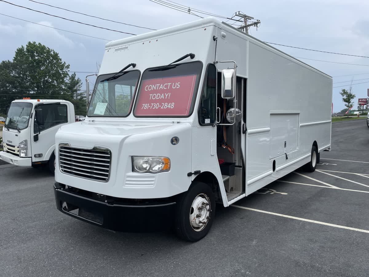 2017 Freightliner MT55