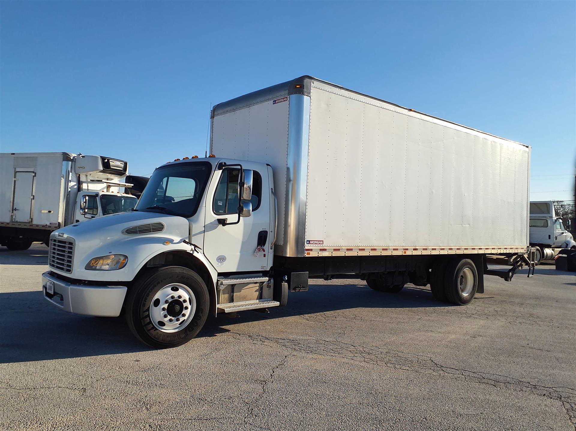 2019 Freightliner M2 106