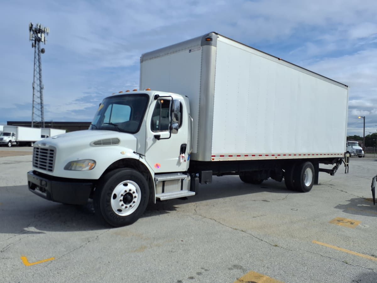 2019 Freightliner M2 106