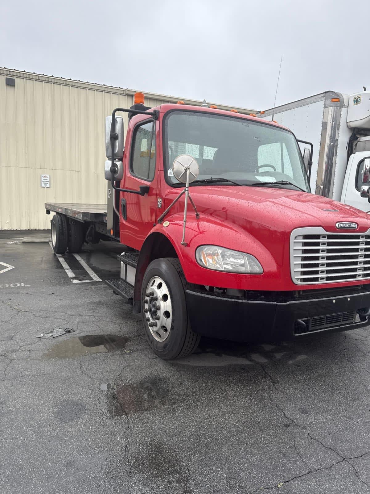 2018 Freightliner M2 106
