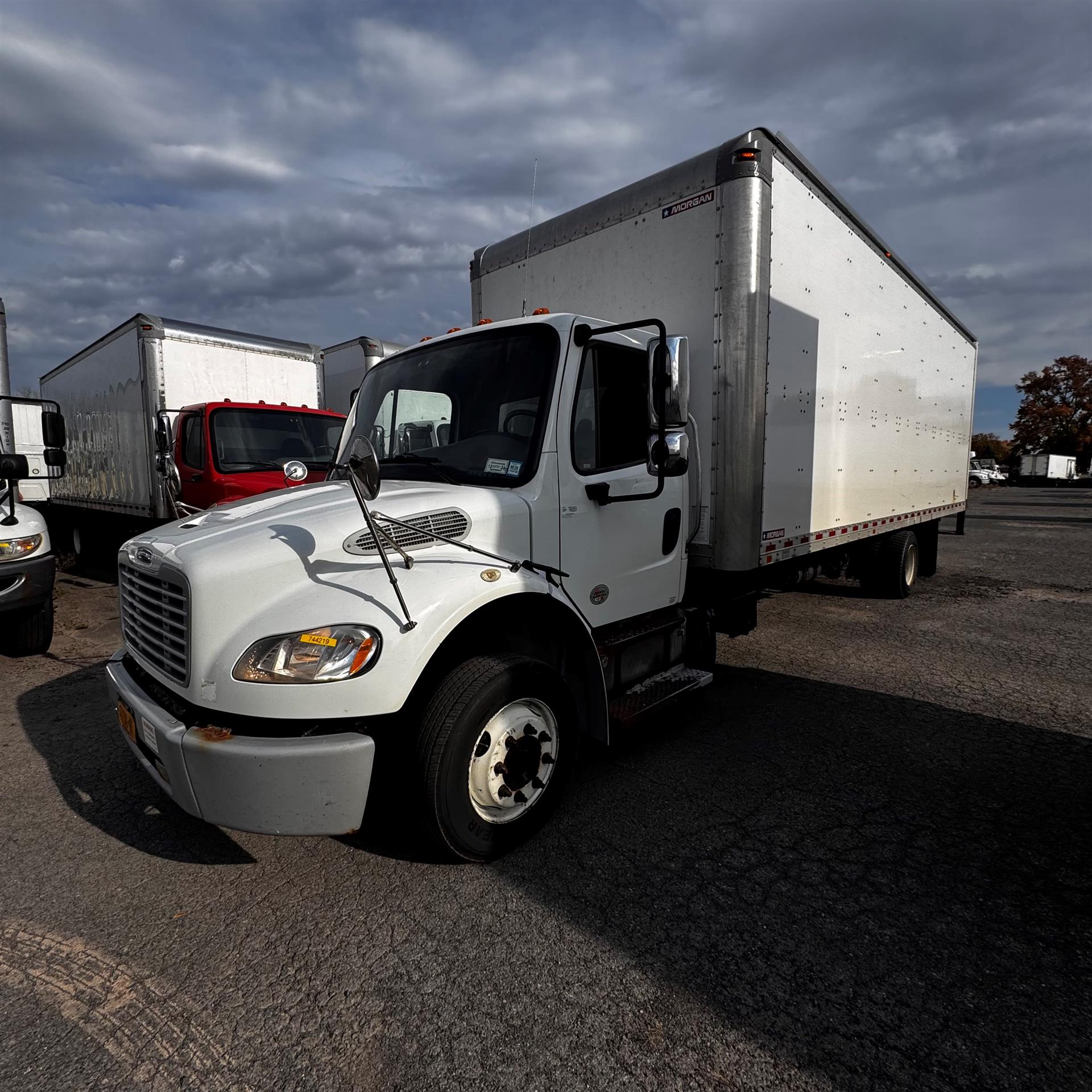 2018 Freightliner M2 106