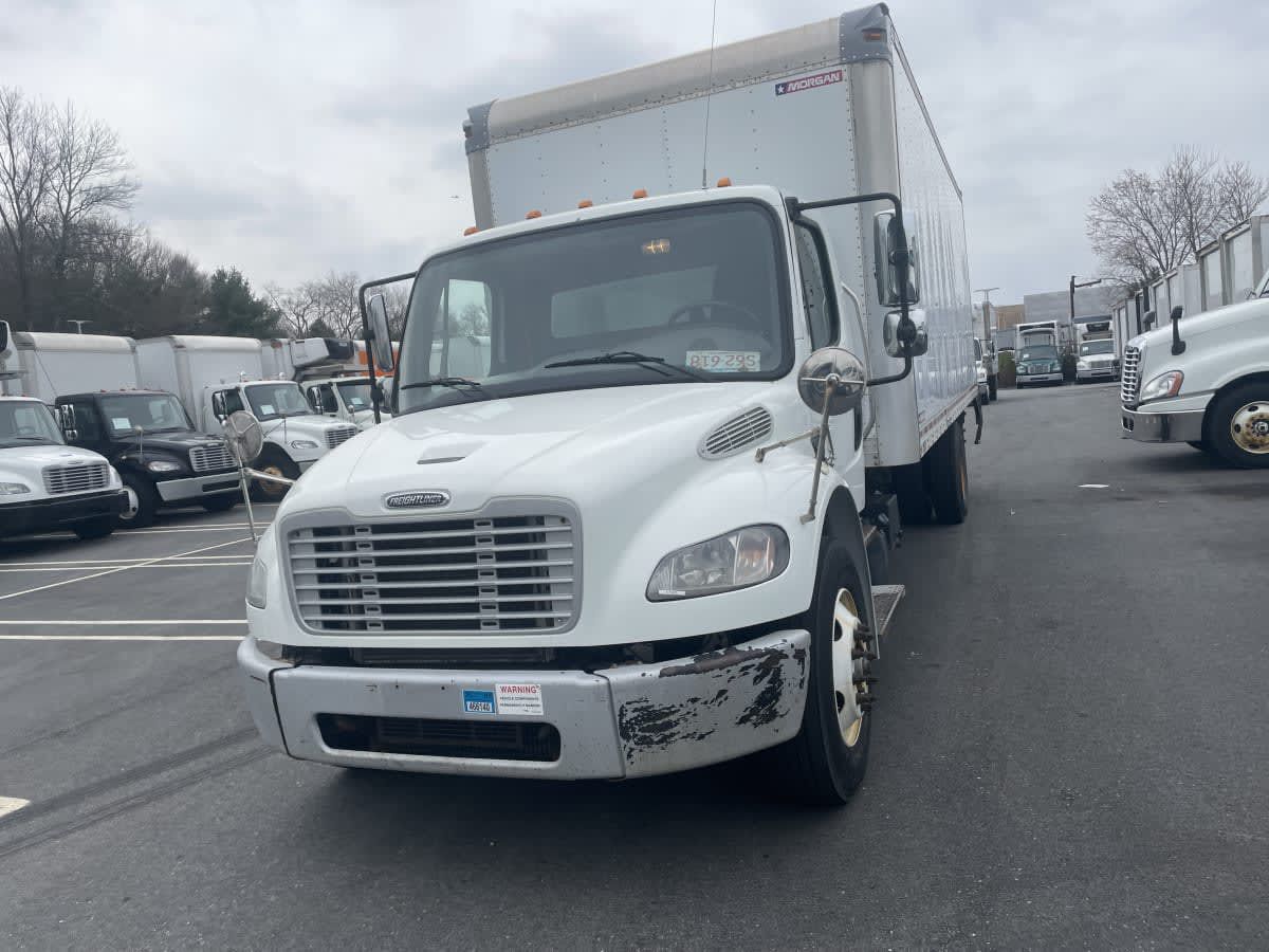 2017 Freightliner M2 106
