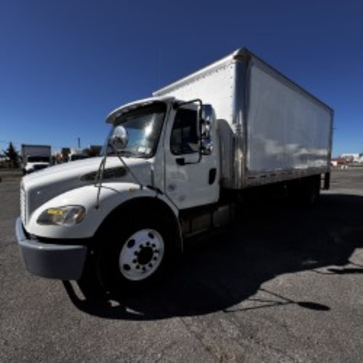 2019 Freightliner M2 106