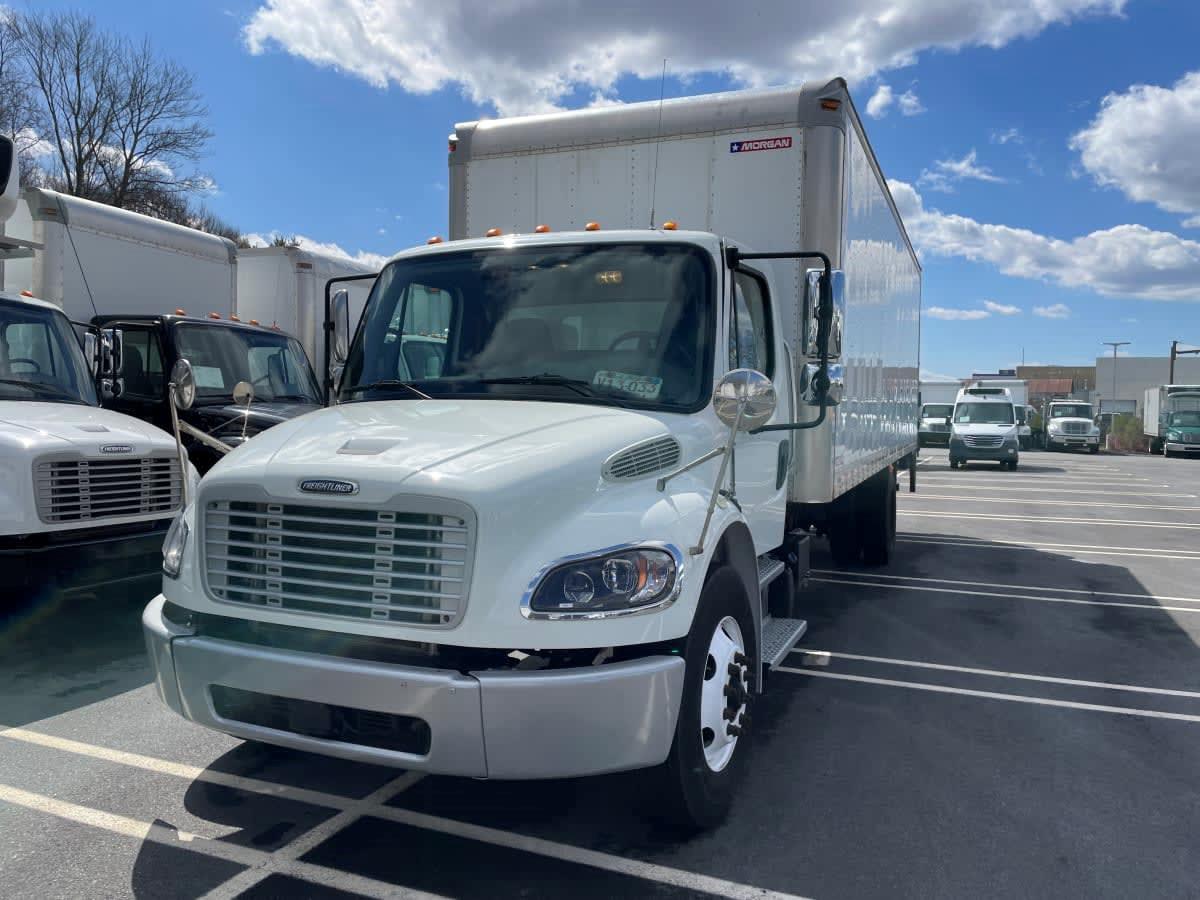 2019 Freightliner M2 106