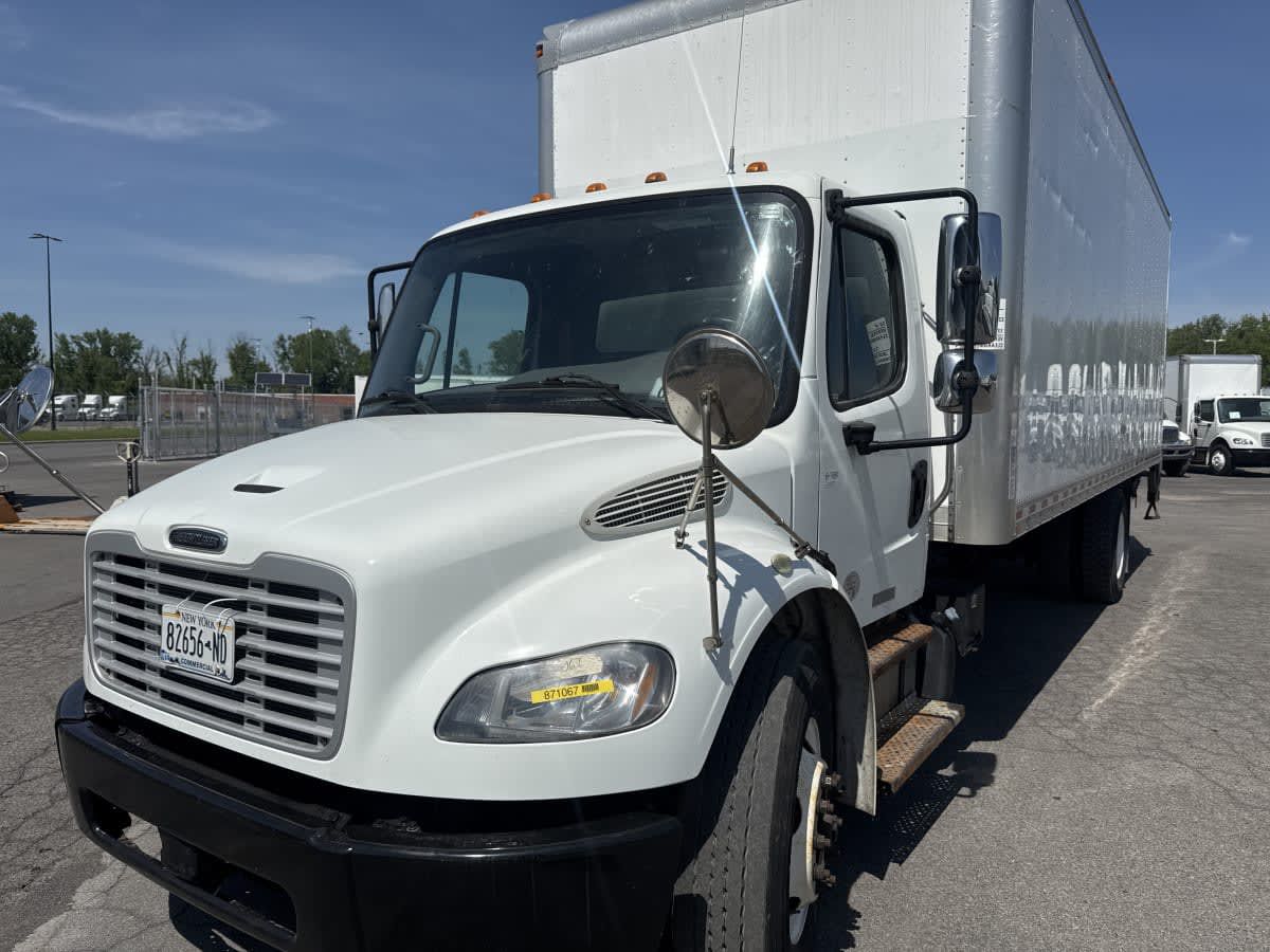 2019 Freightliner M2 106
