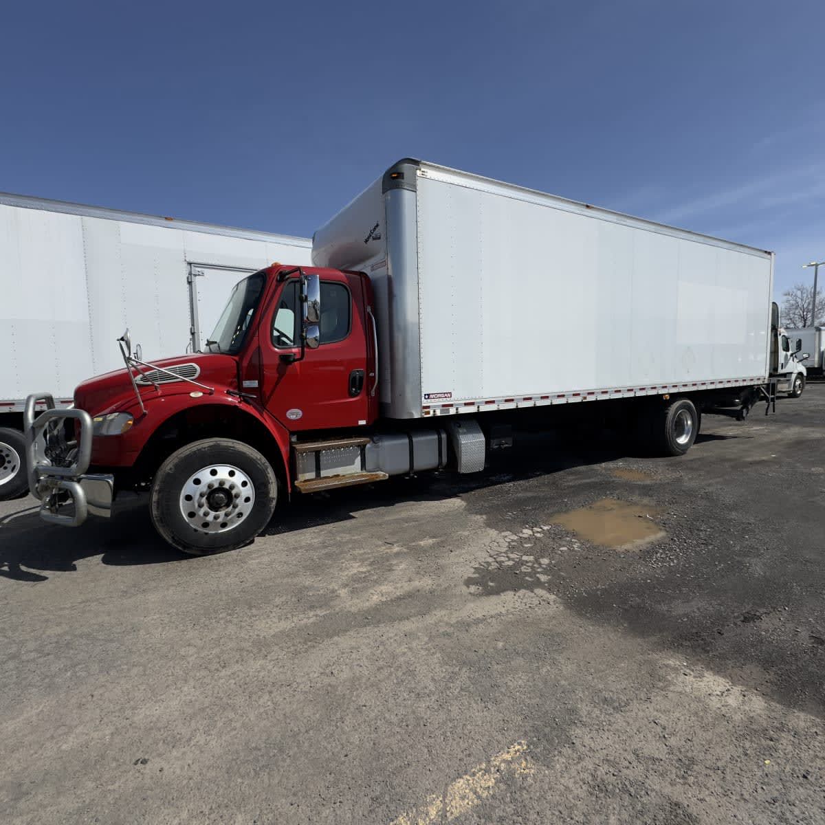 2019 Freightliner M2 106