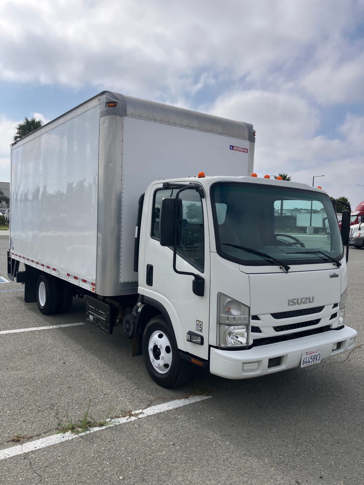 2018 Isuzu NPR HD