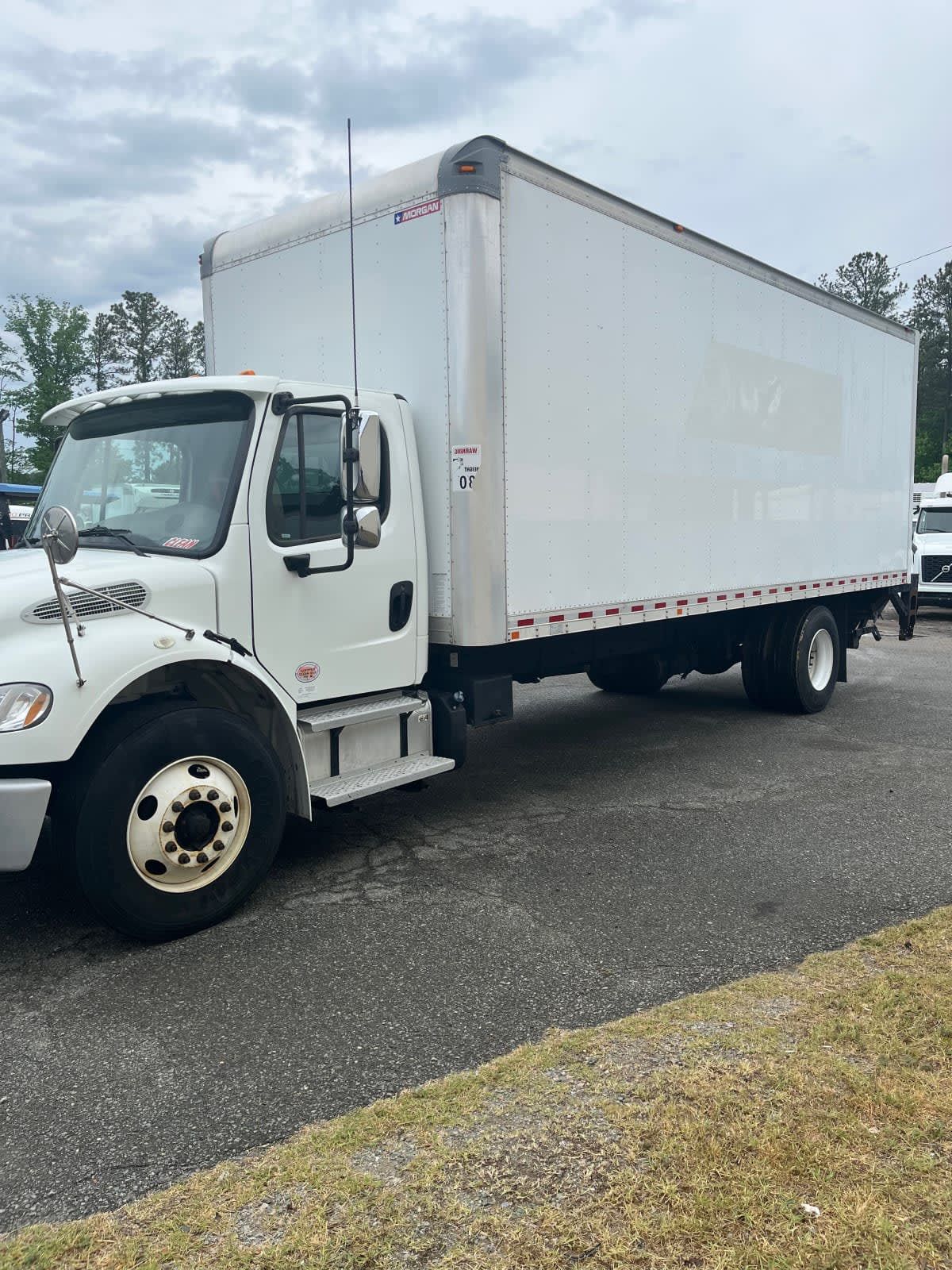 2018 Freightliner M2 106