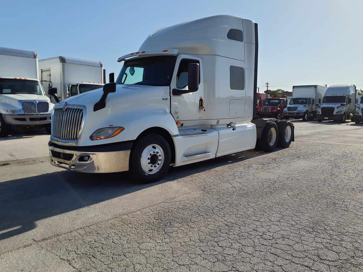 2020 International LT625