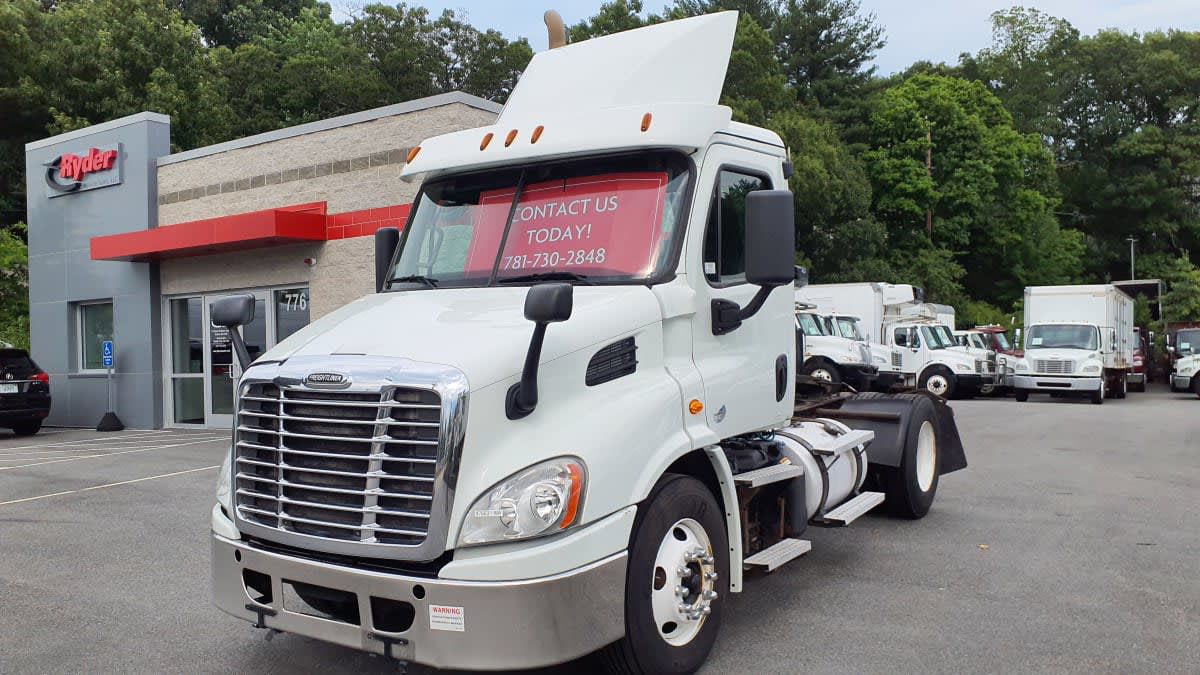 2020 Freightliner CASCADIA 113