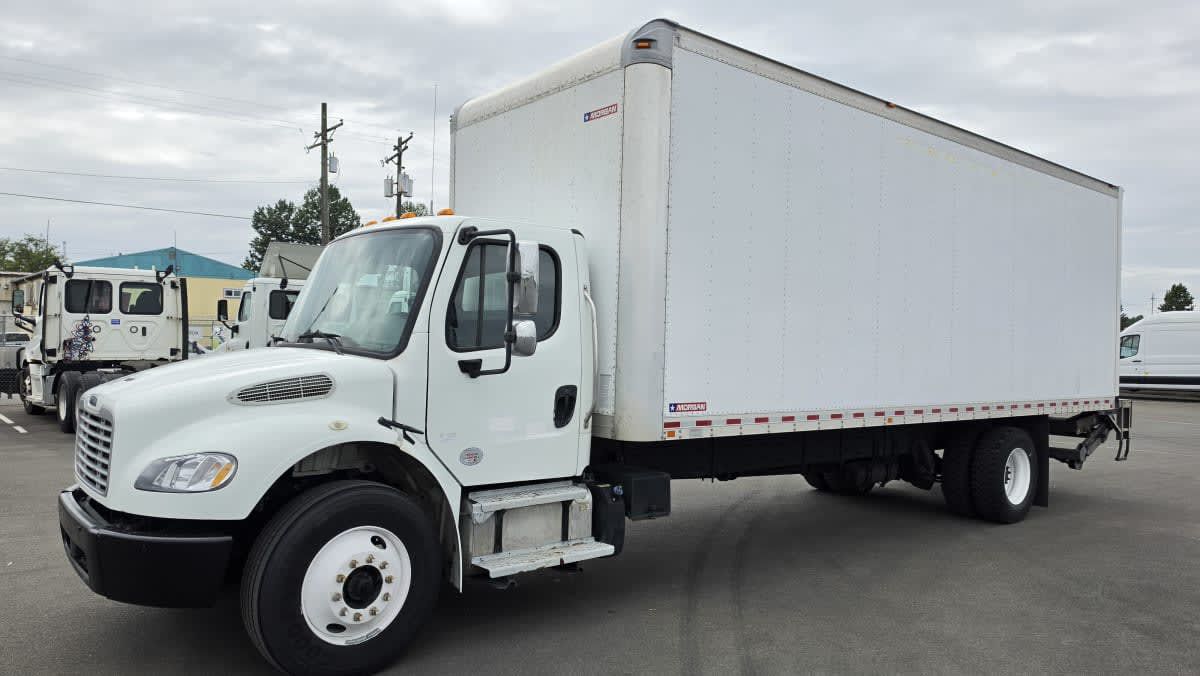 2019 Freightliner M2 106