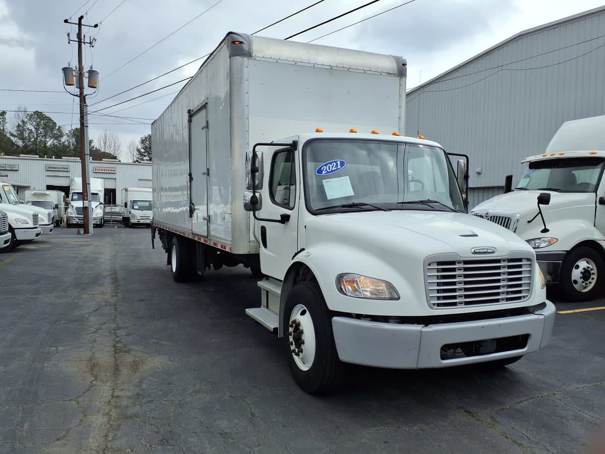 2021 Freightliner M2 106