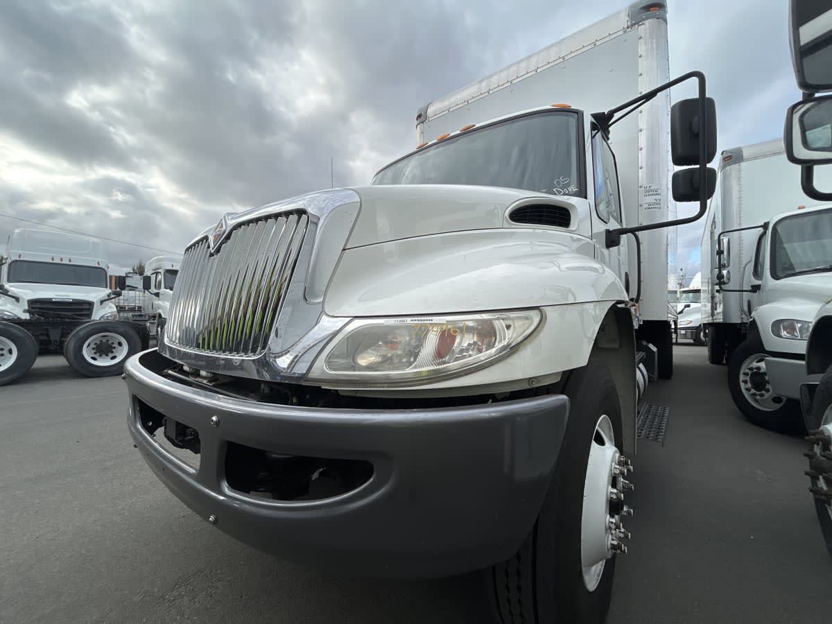 2018 International 4300