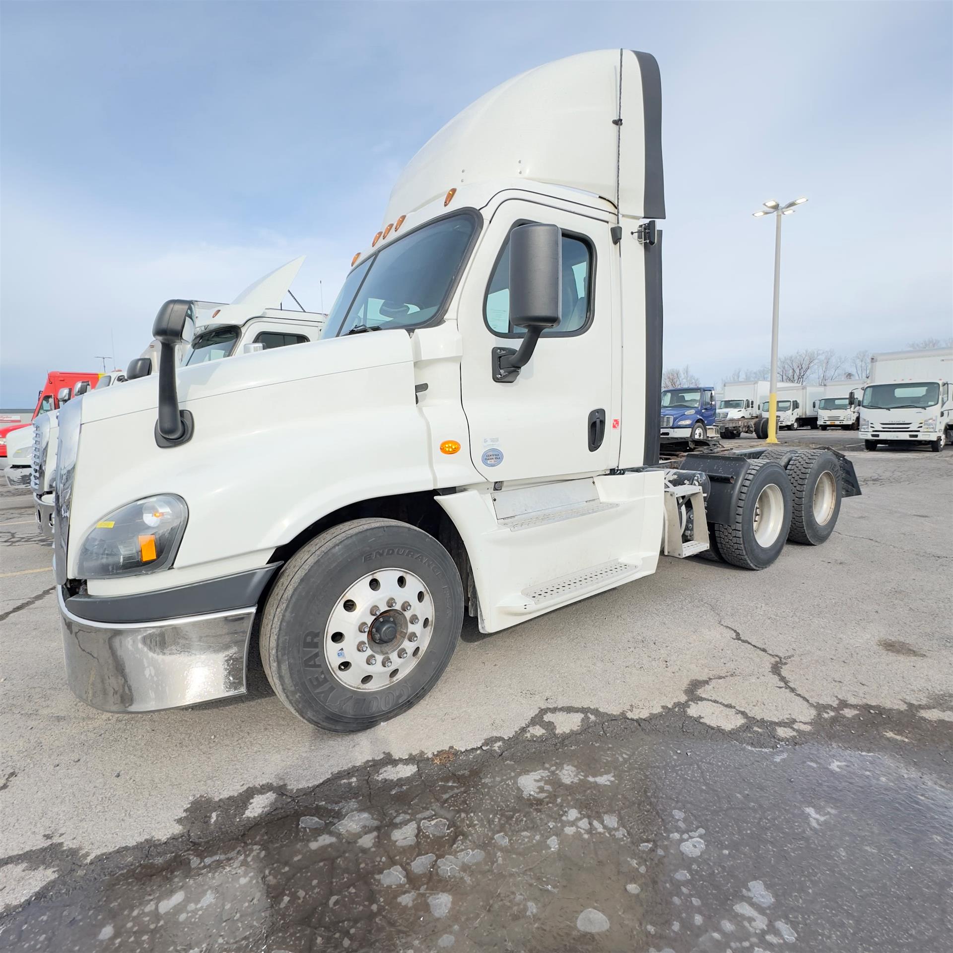 2017 Freightliner CASCADIA 125