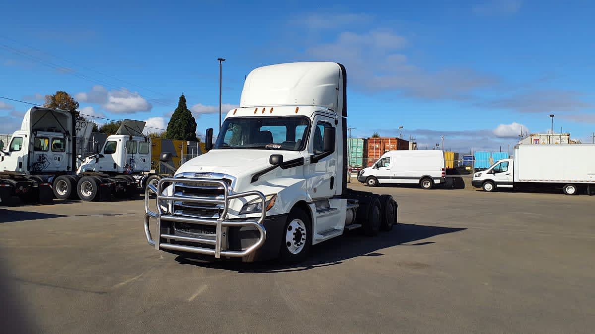 2020 Freightliner NEW CASCADIA PX12664