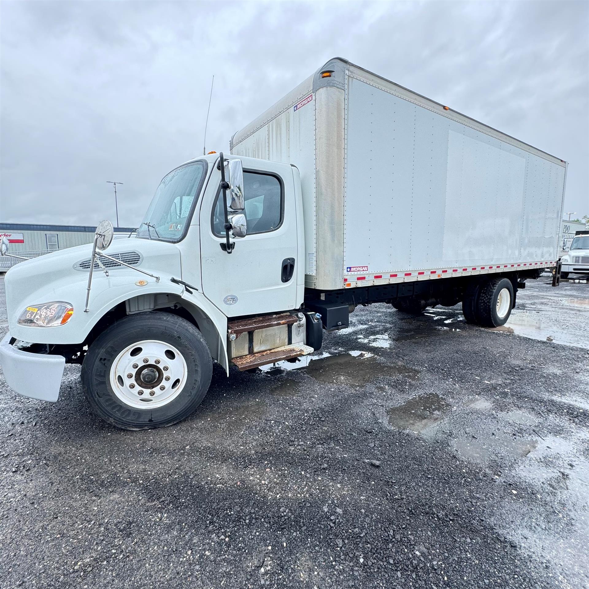 2017 Freightliner M2 106