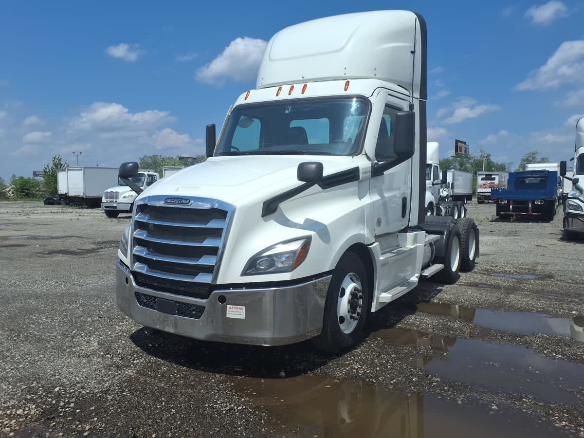 2021 Freightliner NEW CASCADIA PX12664
