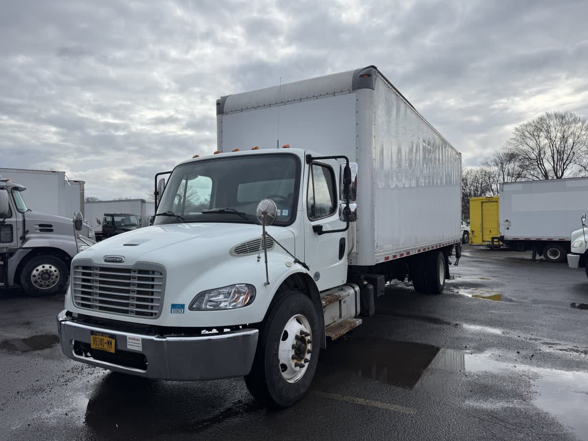 2020 Freightliner M2 106