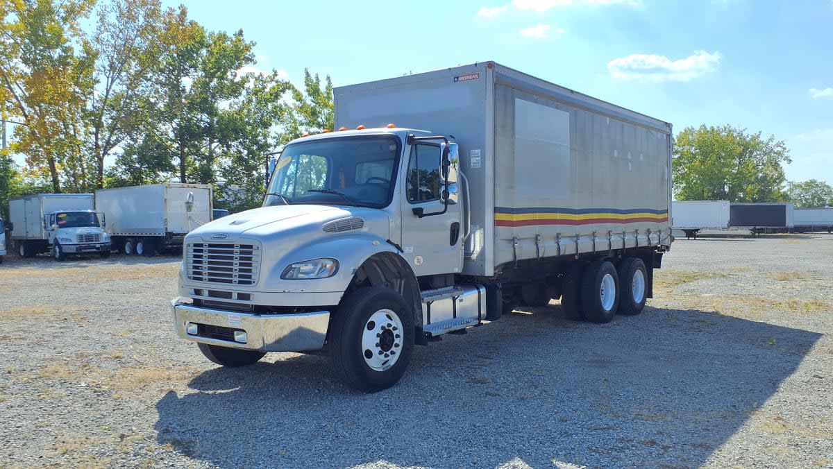 2019 Freightliner M2 106