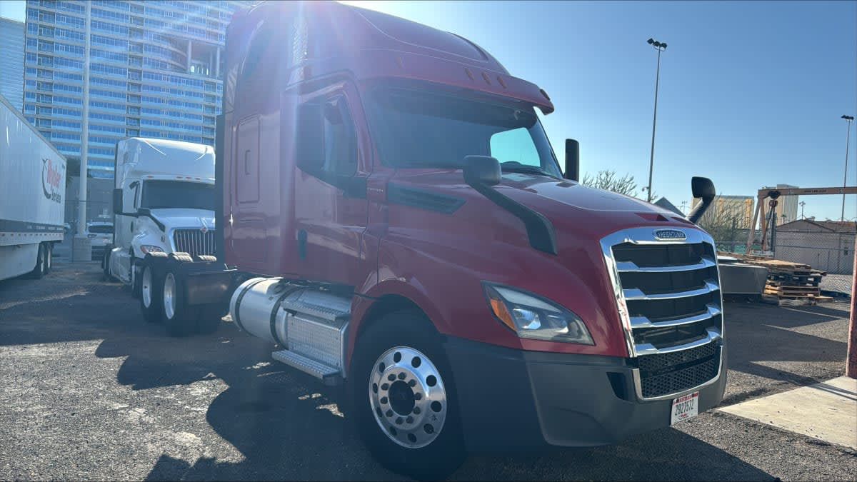 2020 Freightliner NEW CASCADIA PX12664