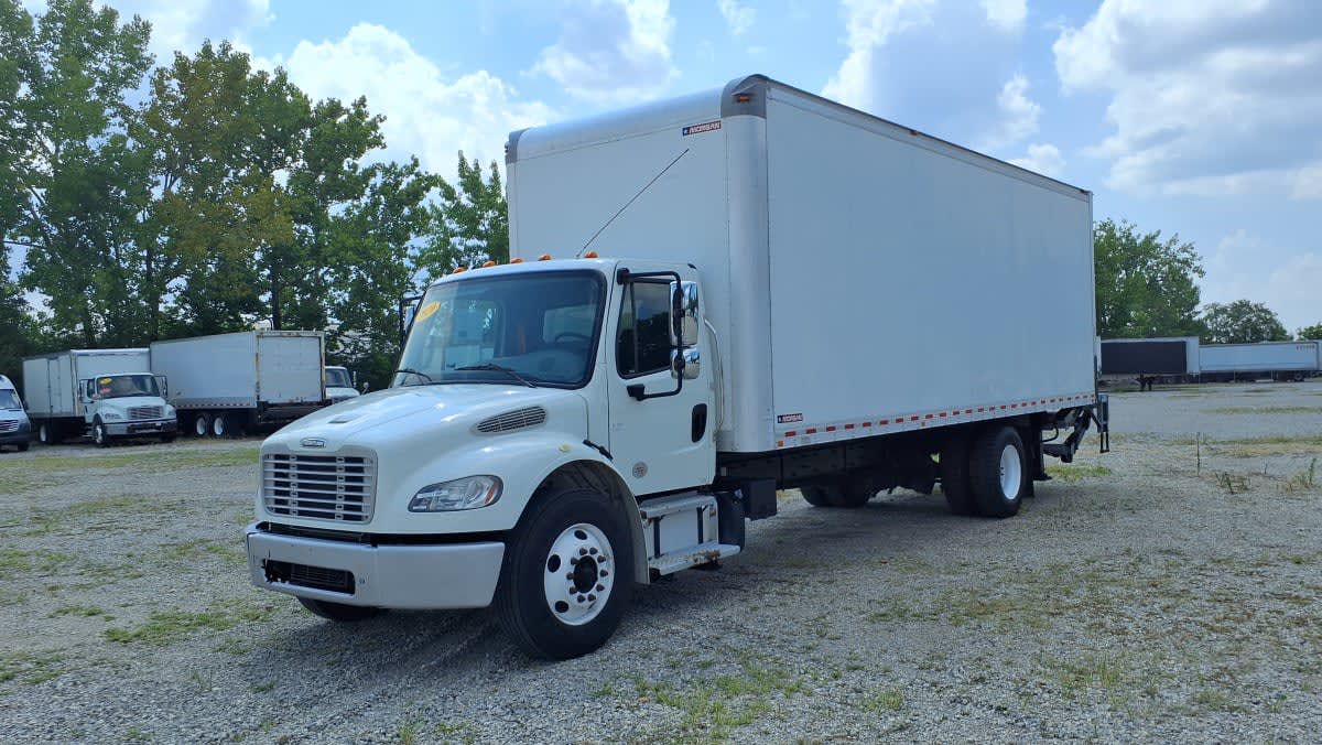 2020 Freightliner M2 106