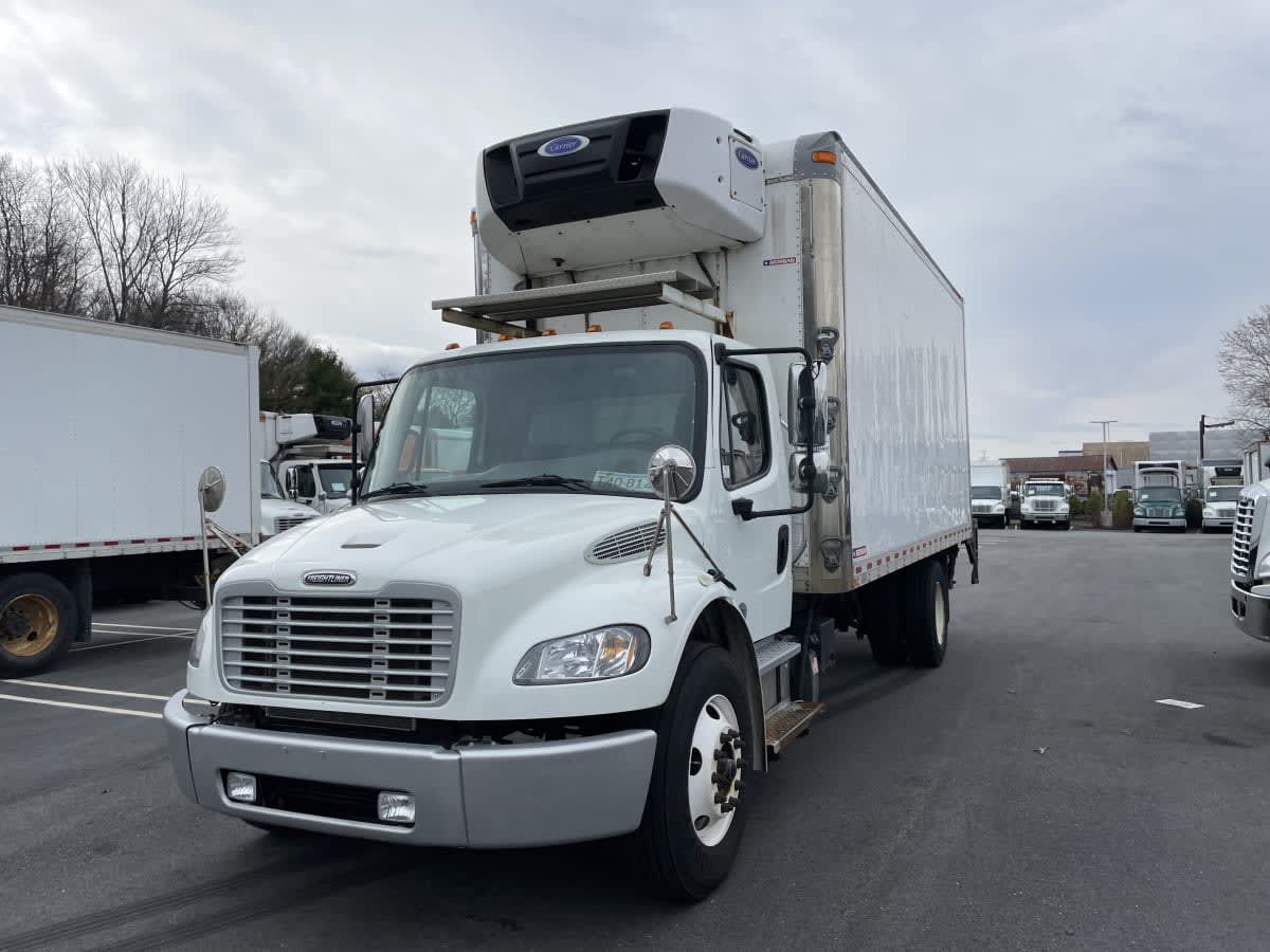 2018 Freightliner M2 106