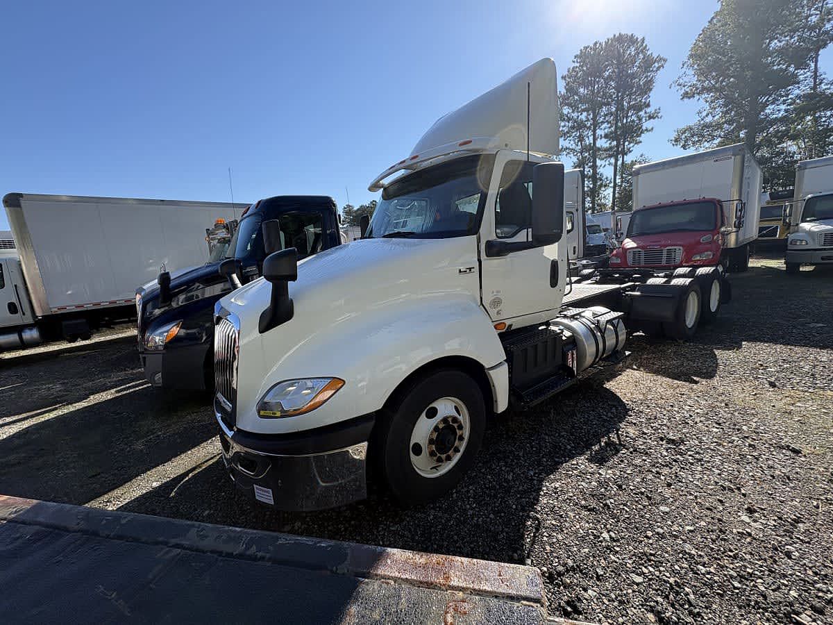 2020 International LT625