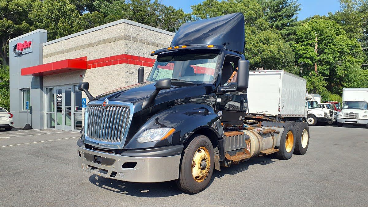 2020 International LT625