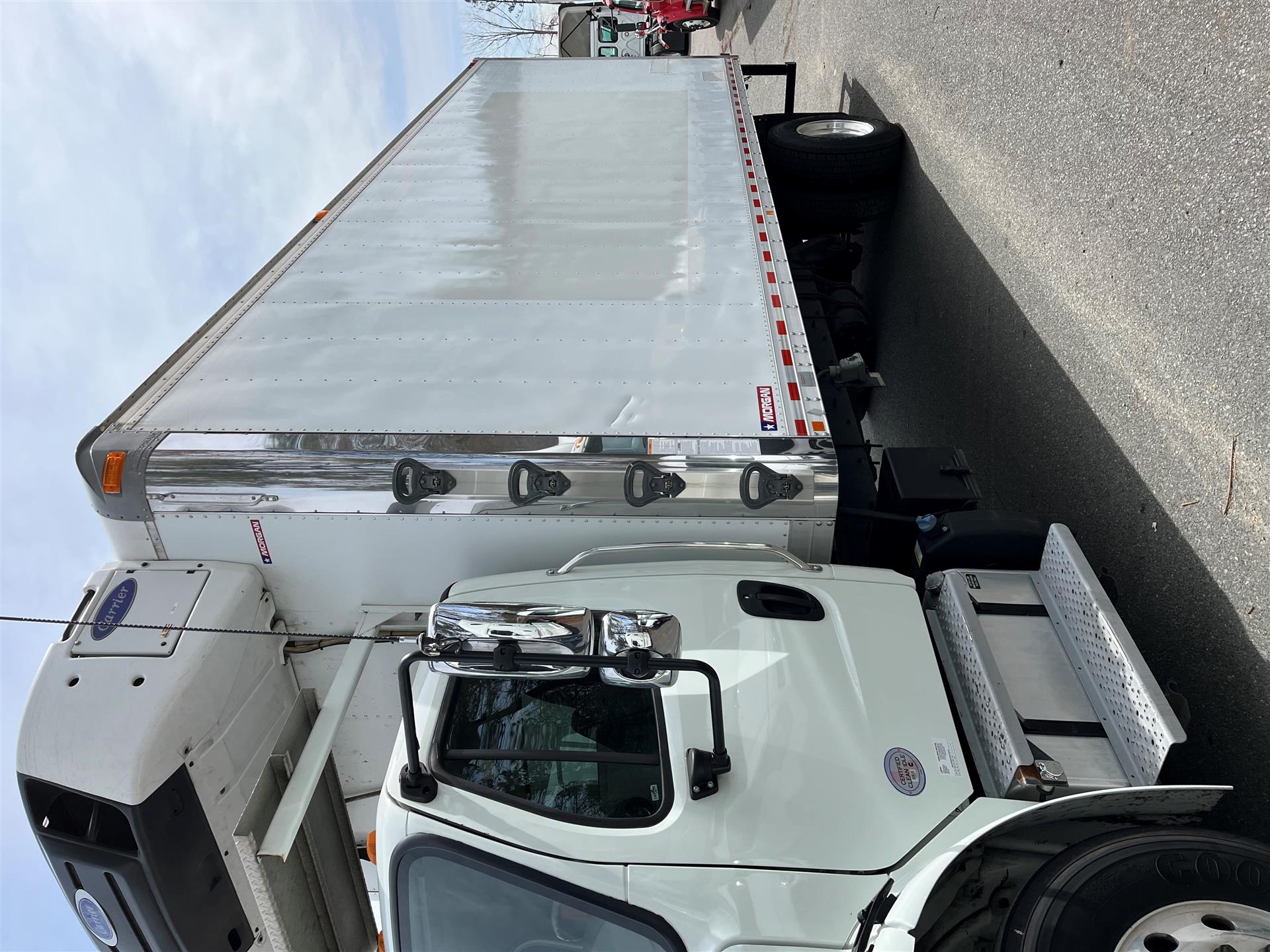 2019 Freightliner M2 106