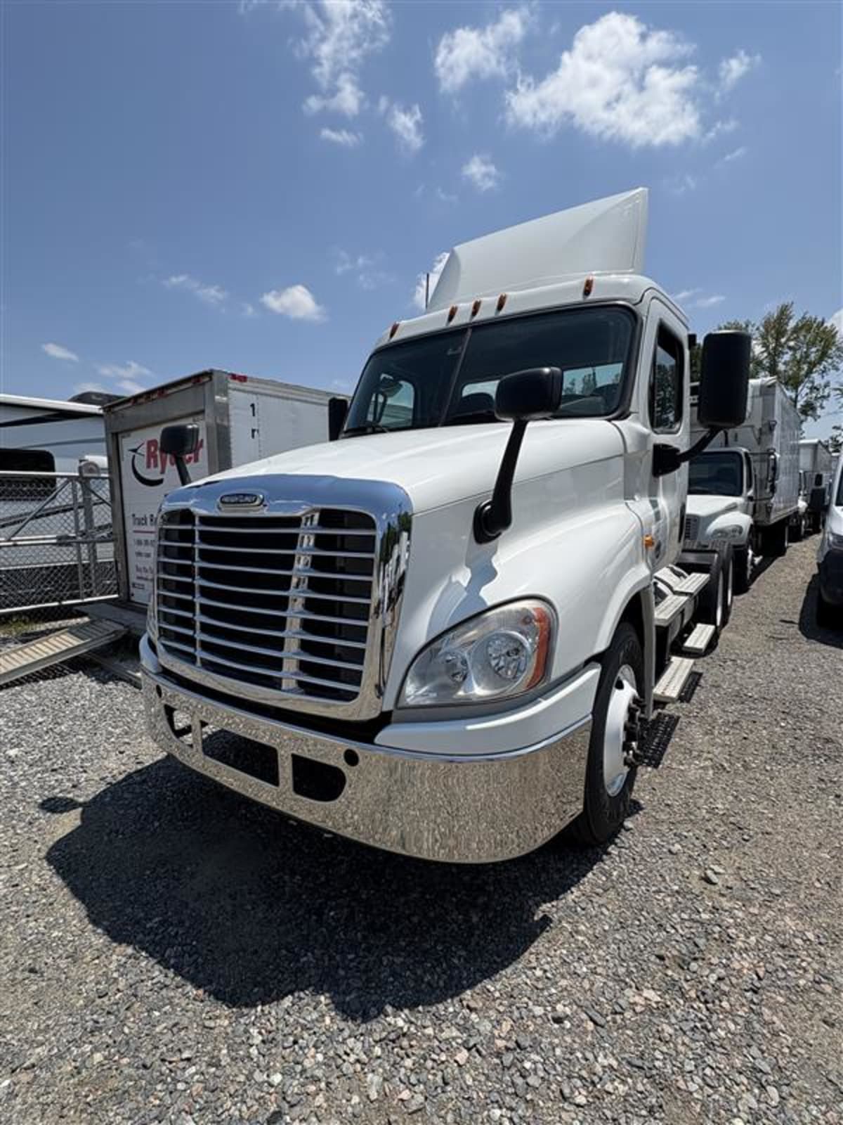 2019 Freightliner CASCADIA 125
