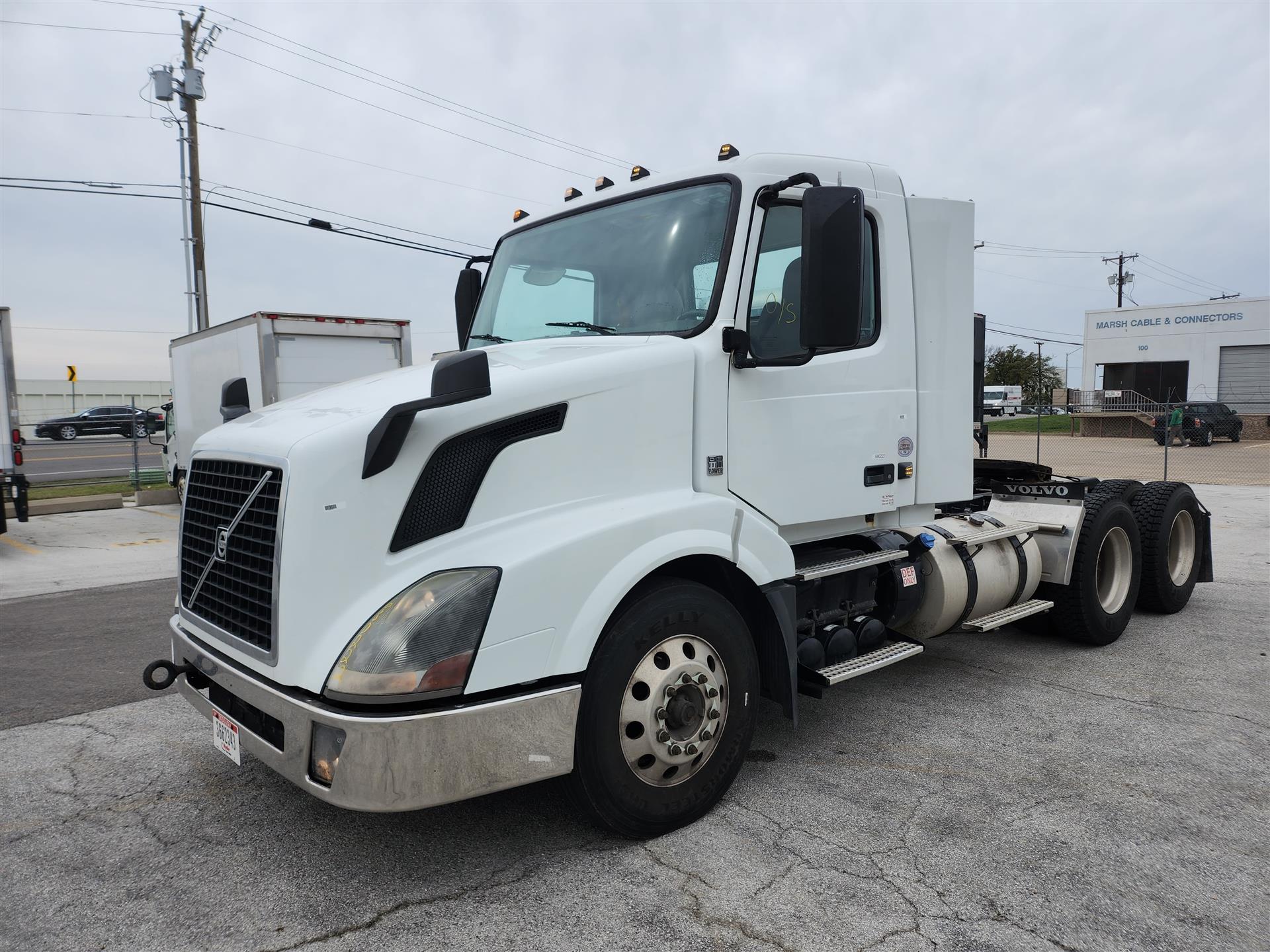 2017 Volvo VNL64T