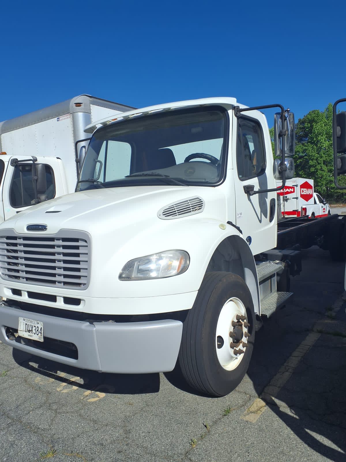 2017 Freightliner M2 106