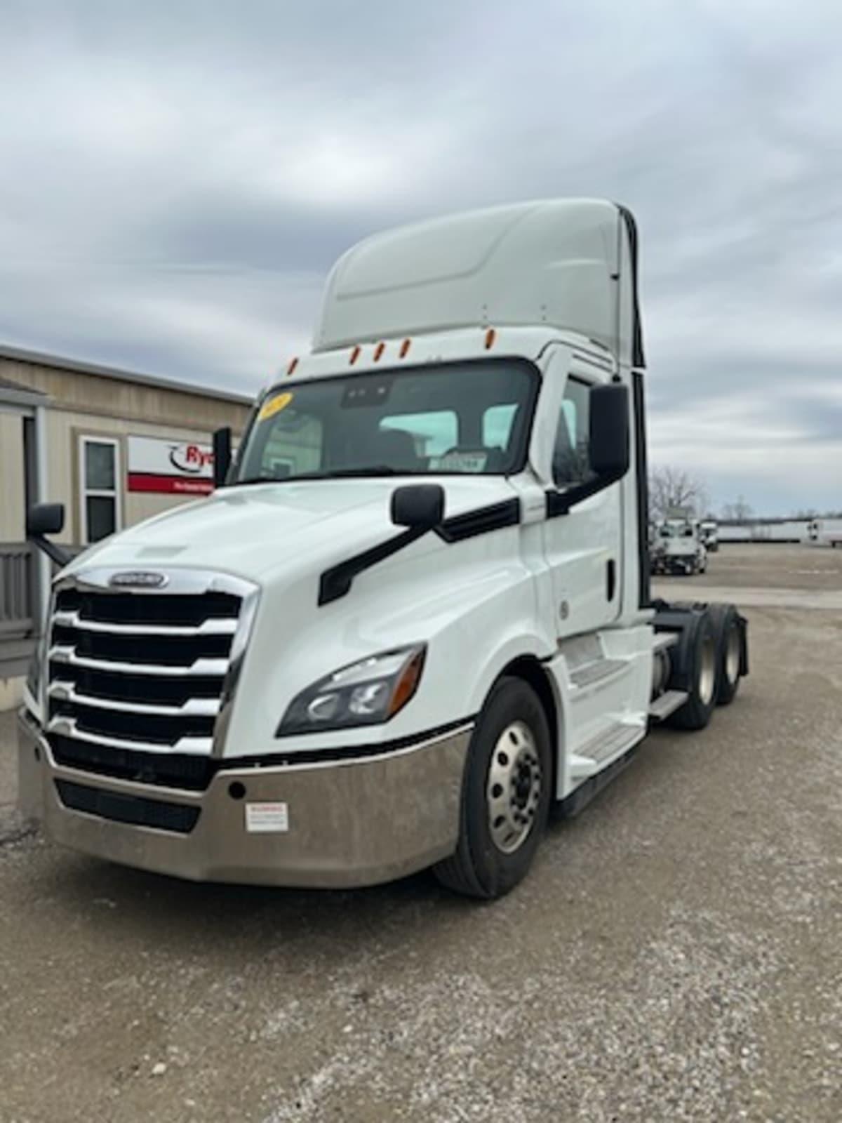 2021 Freightliner NEW CASCADIA PX12664
