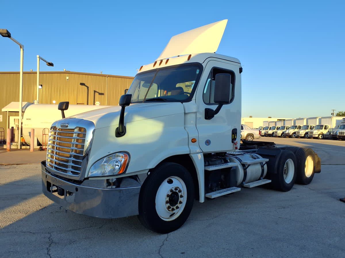 2018 Freightliner CASCADIA 125