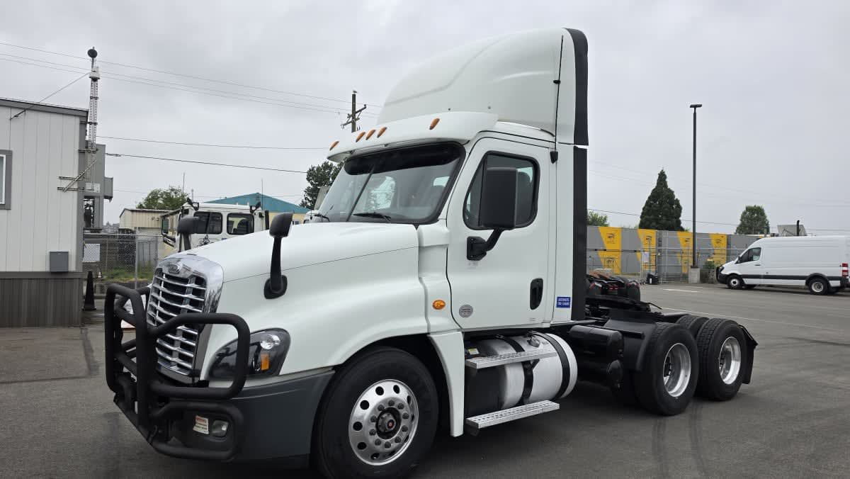 2019 Freightliner CASCADIA 125